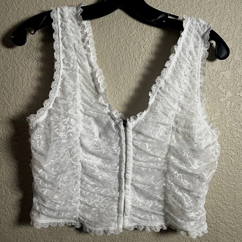One Clothing Los Angeles White Cropped Lace Stretch Tank Size L